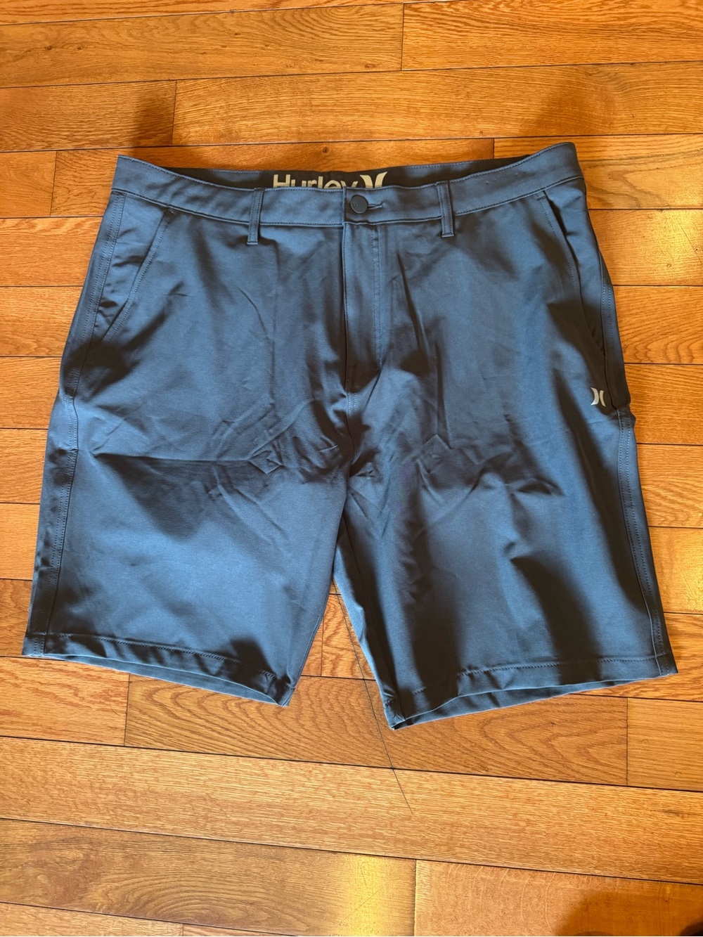 Hurley Men’s Hybrid Walk Shorts Dark Gray NWOT Size 38